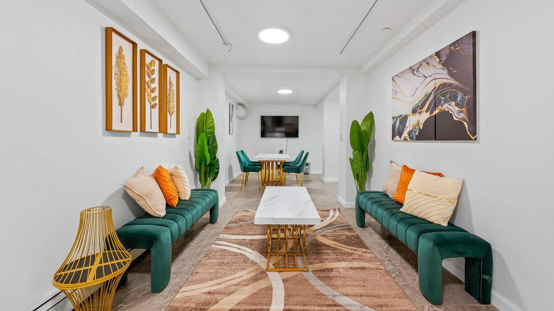 Active Central Park East 3Bedrooms 2 Bathrooms 1700 Sf New York 0*,
