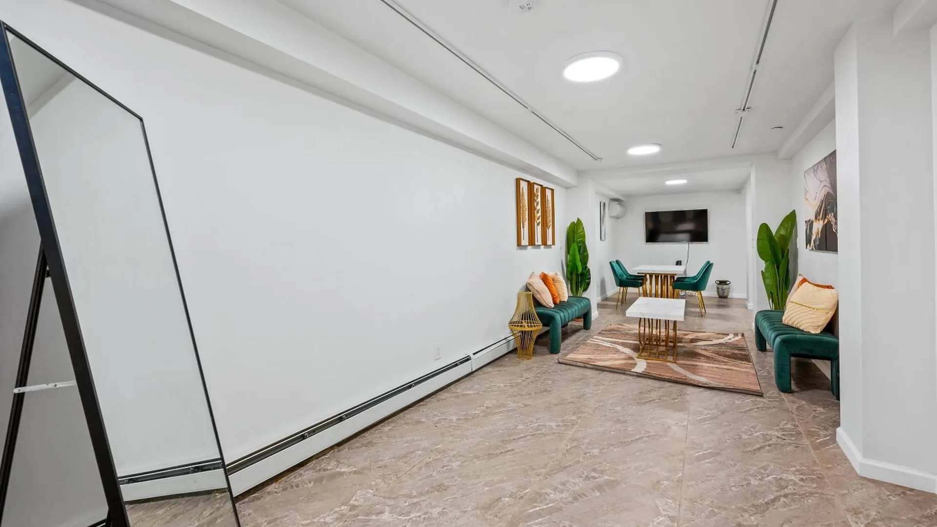 Hotel Active Central Park East 3Bedrooms 2 Bathrooms 1700 Sf New York